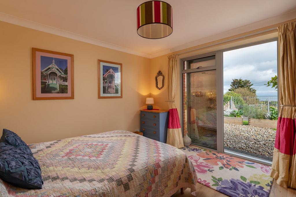 Bedroom 3 The Lookout, Brixham