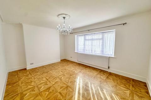 undefined, Stonegrove, Edgware HA8