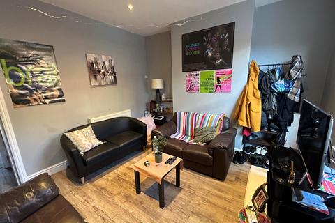 6 bedroom house to rent, Beamsley Grove, Leeds LS6