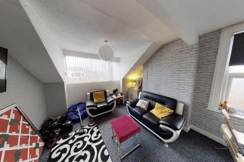 undefined, Headingley Avenue, Leeds LS6