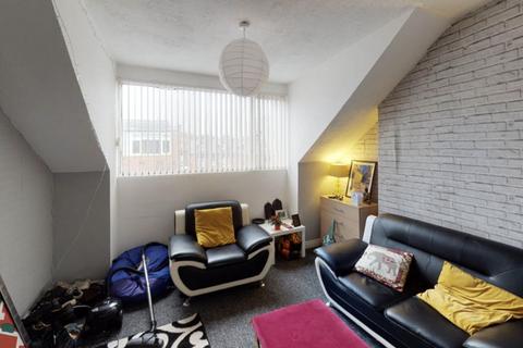 undefined, Headingley Avenue, Leeds LS6