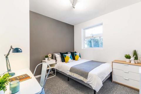 6 bedroom house to rent, 18a Blenheim Square, Leeds LS2