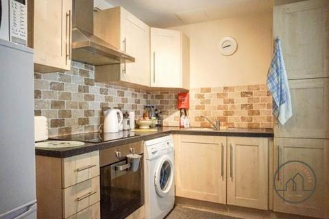 undefined, Broomfield Cres, Leeds LS6