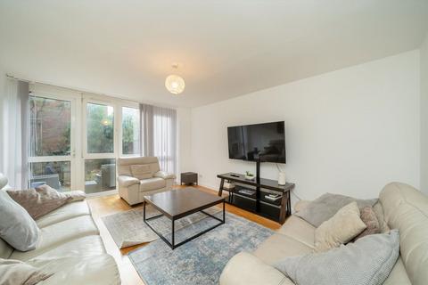 Partington Close, London N19