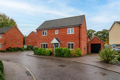 3 bedroom detached house for sale, Poll Close, Wymondham, Norfolk