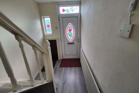 undefined, Luton, LU1