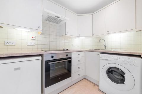 1 bedroom flat for sale, Balham High Road, London SW17