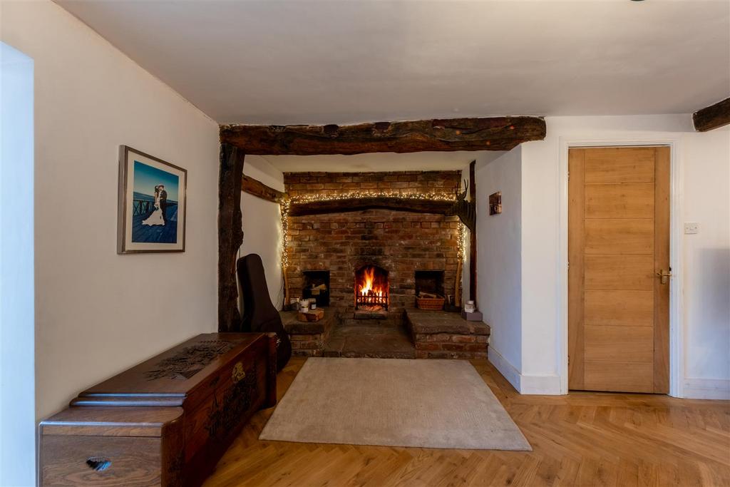 Hill House-012.jpg
