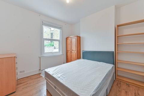 5 bedroom house to rent, Ferndale Road, Clapham North, London, SW4
