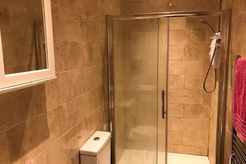 1 bedroom flat to rent, Northwood, HA6