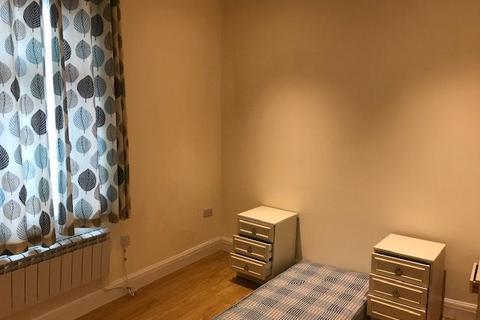 1 bedroom flat to rent, Northwood, HA6