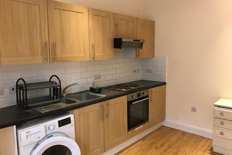 1 bedroom flat to rent, Northwood, HA6