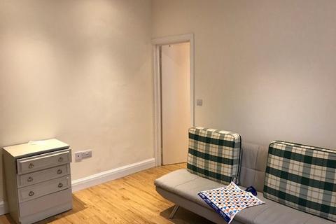 1 bedroom flat to rent, Northwood, HA6