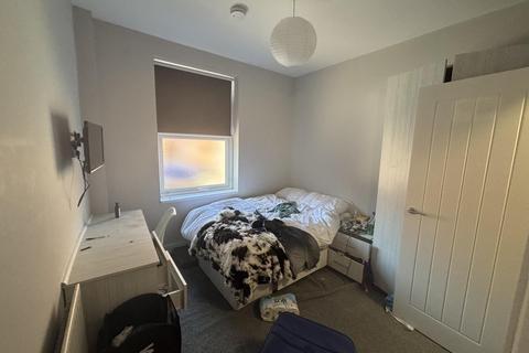 undefined, Thornville Mount, Leeds LS6