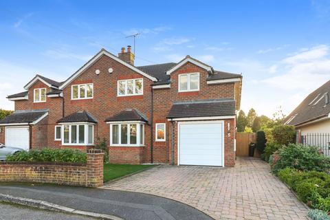 5 Homefield, Bovingdon, Hemel Hempstead, HP3 0HU