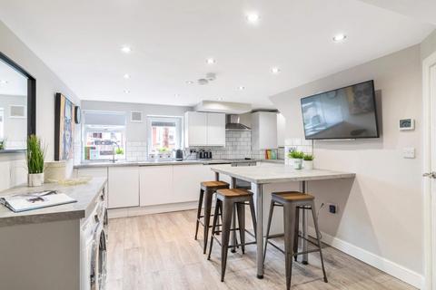 6 bedroom house to rent, Cardigan Lane, Leeds LS4
