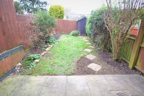 2 bedroom townhouse to rent, Timson Close, Market Harborough LE16