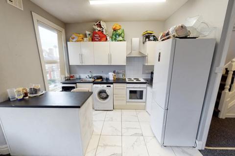 undefined, Headingley Avenue, Leeds LS6