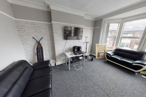 undefined, Headingley Avenue, Leeds LS6