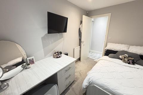 2 bedroom flat to rent, 66A Victoria Road, Leeds LS6