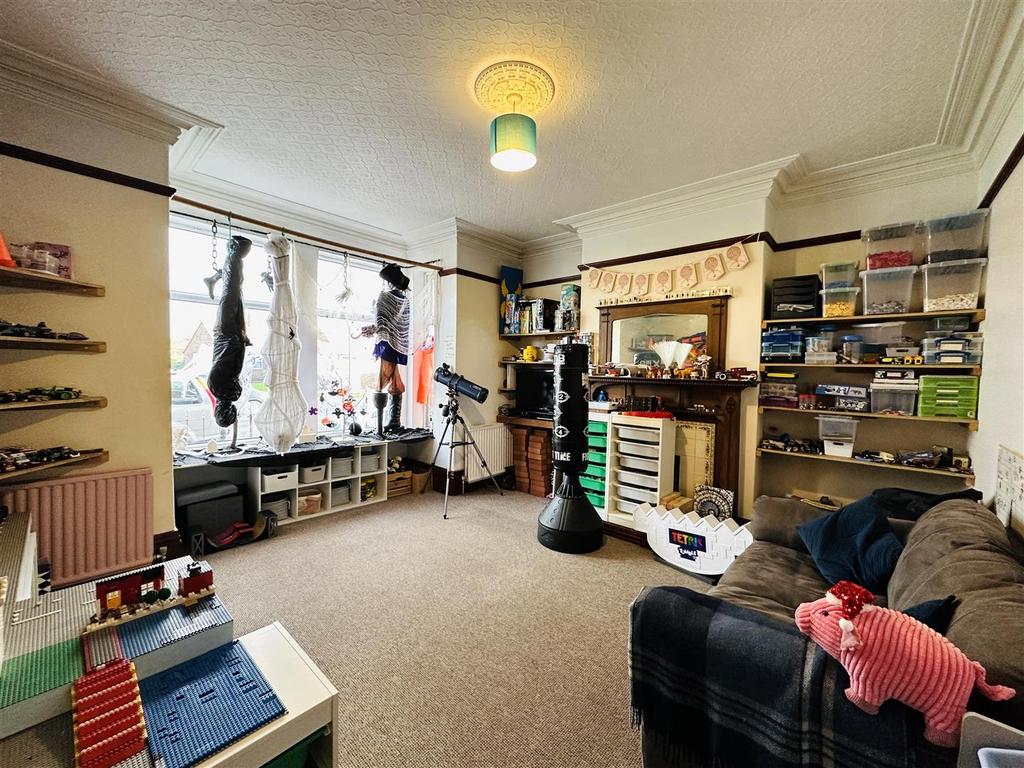 Front room.jpg