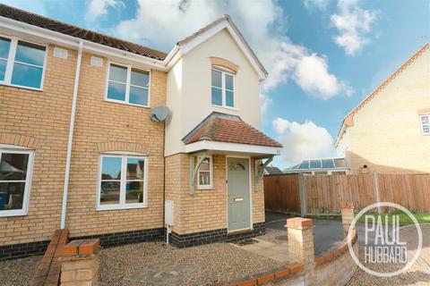 3 bedroom semi-detached house for sale, Keel Close, Carlton Colville, NR33