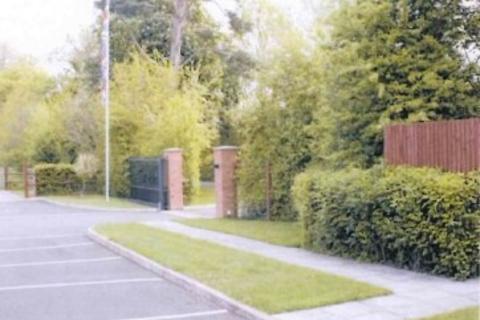 Office to rent, Croft Ln Temple Grafton B49 6PW