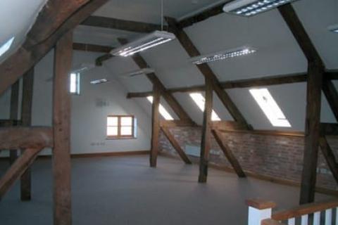 Office to rent, Stratford Rd, Hatton Rock, Stratford Upon Avon CV37 0NQ