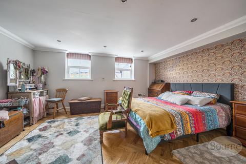 5 bedroom terraced house for sale, West Street, Hambledon, Waterlooville, Hampshire, PO7