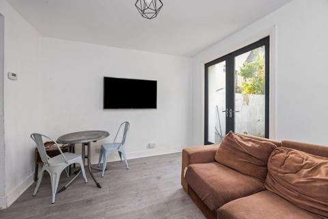 6 bedroom terraced house to rent, Brighton, East Sussex BN2