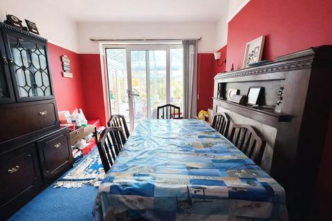 3 bedroom terraced house for sale, Longhill Road, London, SE6