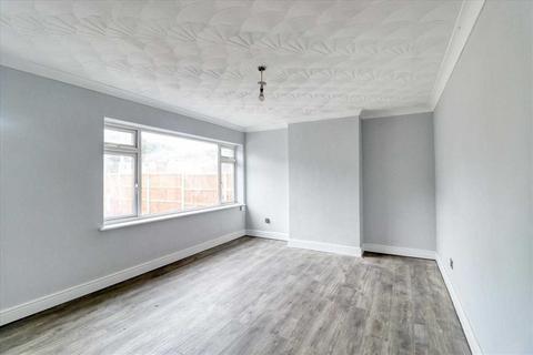3 bedroom semi-detached house for sale, Clacton on Sea CO15