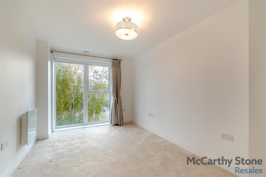 8666852-interior08.jpg