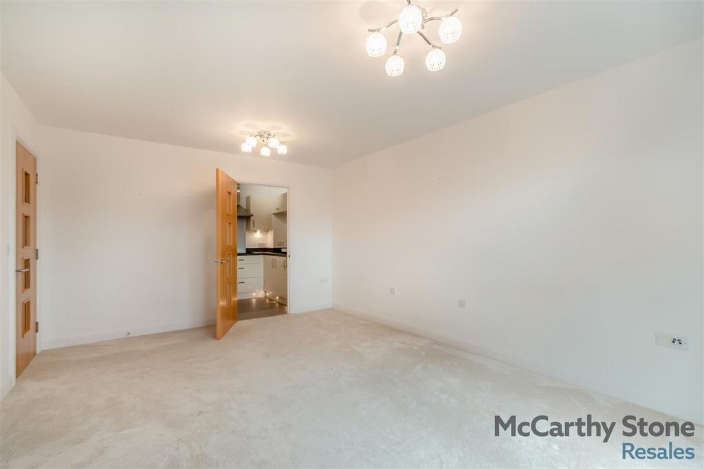 8666852-interior04.jpg