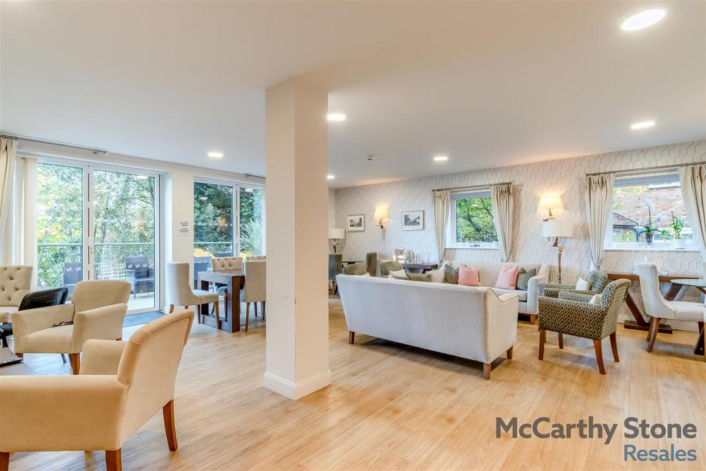8666852-interior23.jpg