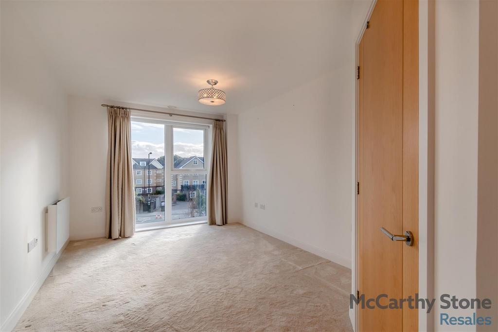 8666852-interior20.jpg