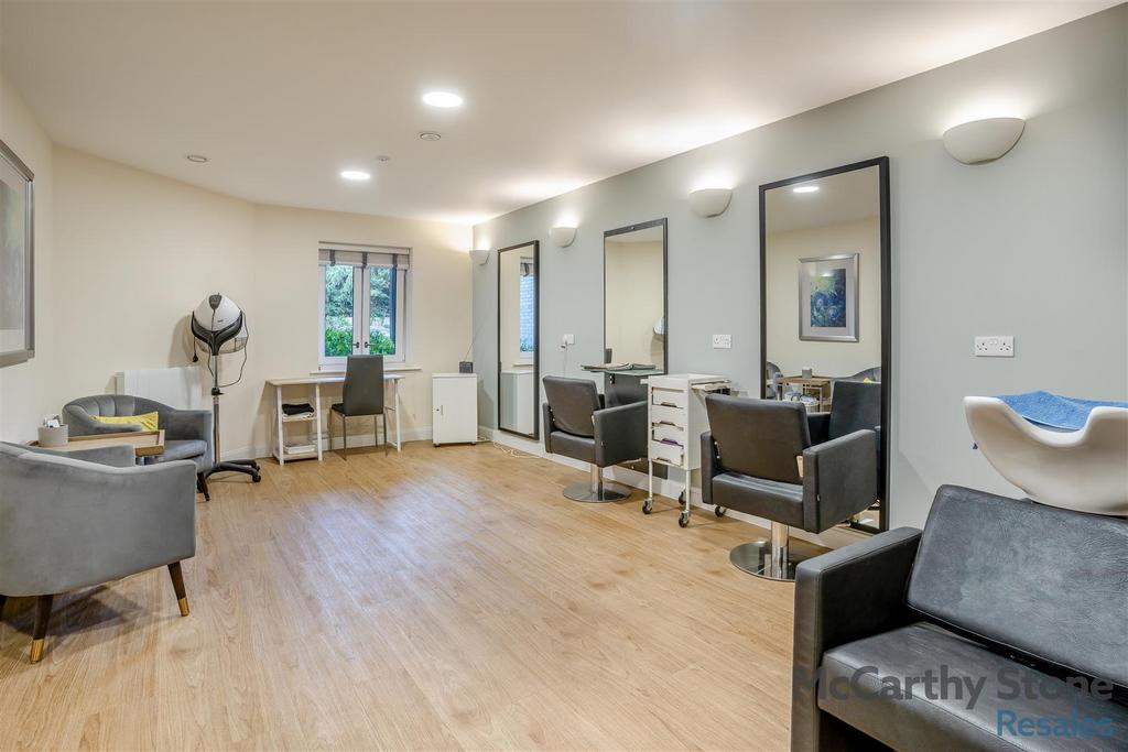 8668502-interior04.jpg