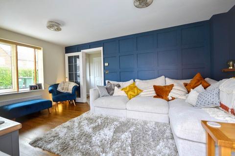 3 bedroom detached house for sale, Furrow Close, Holly Green, Worcestershire