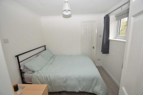 undefined, WEYBRIDGE