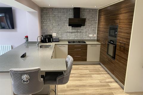 4 bedroom detached house for sale, Conference Way, Stourport-On-Severn