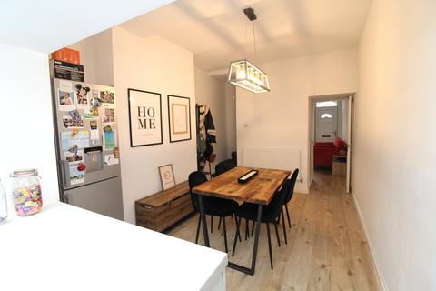 2 bedroom terraced house for sale, Leicester Road, Leicester LE8