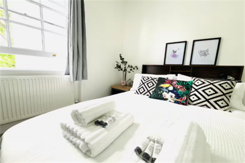 undefined, Mildmay Grove South, London N1