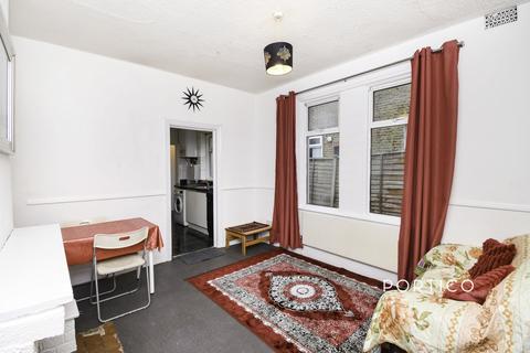 undefined, Claude Road, London, E13