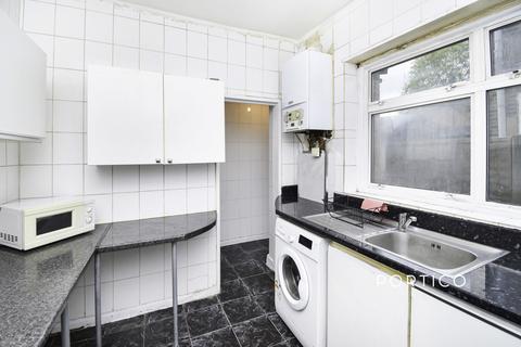 undefined, Claude Road, London, E13