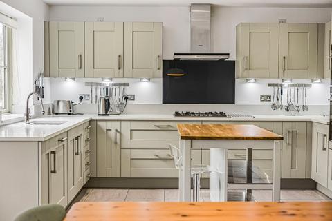 5 bedroom detached house for sale, Dormers Close, Tetbury, Gloucestershire, GL8
