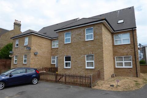2 bedroom flat to rent, High Street, Ramsgate CT11