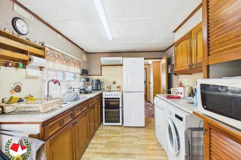 2 bedroom park home for sale, Greenhill Drive, Tuffley, GL4