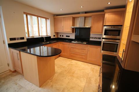 4 bedroom detached house to rent, Saxmundham
