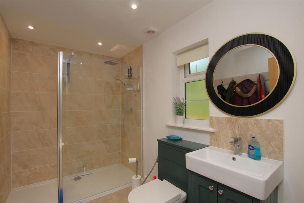 Ground Floor Shower Room.JPG