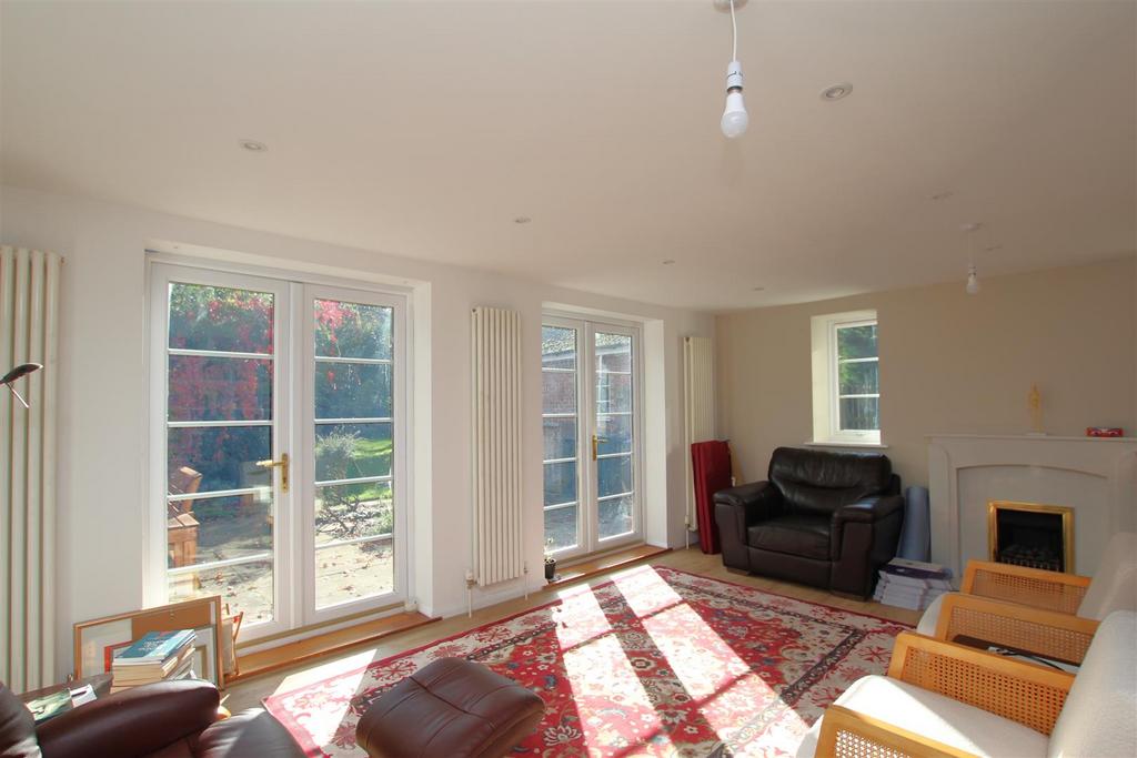 Family Room - c.JPG